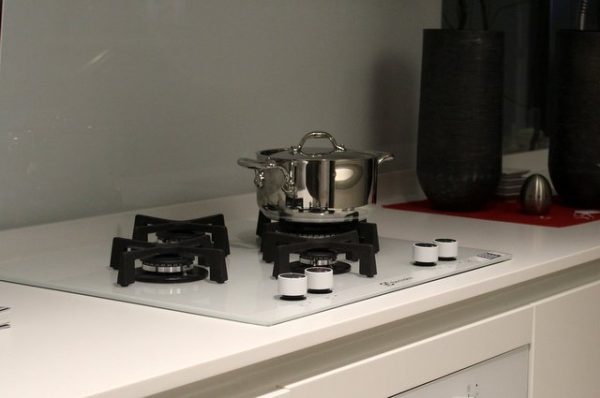 Piano cottura spento